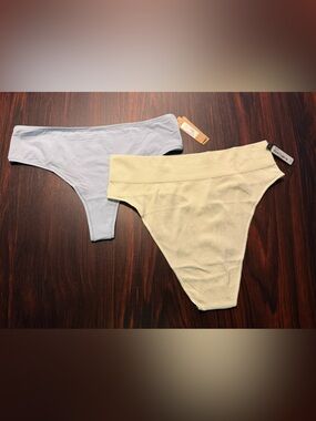 NWT Skims Bundle Of 2 Plus Size Thong Panties Underwear 2X/3X Blue Bone Sexy